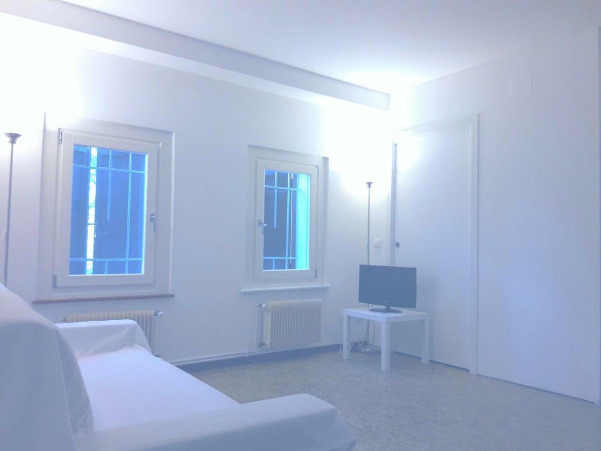 Antico Borgo Leone Bed & Breakfast Rauscedo Exterior photo